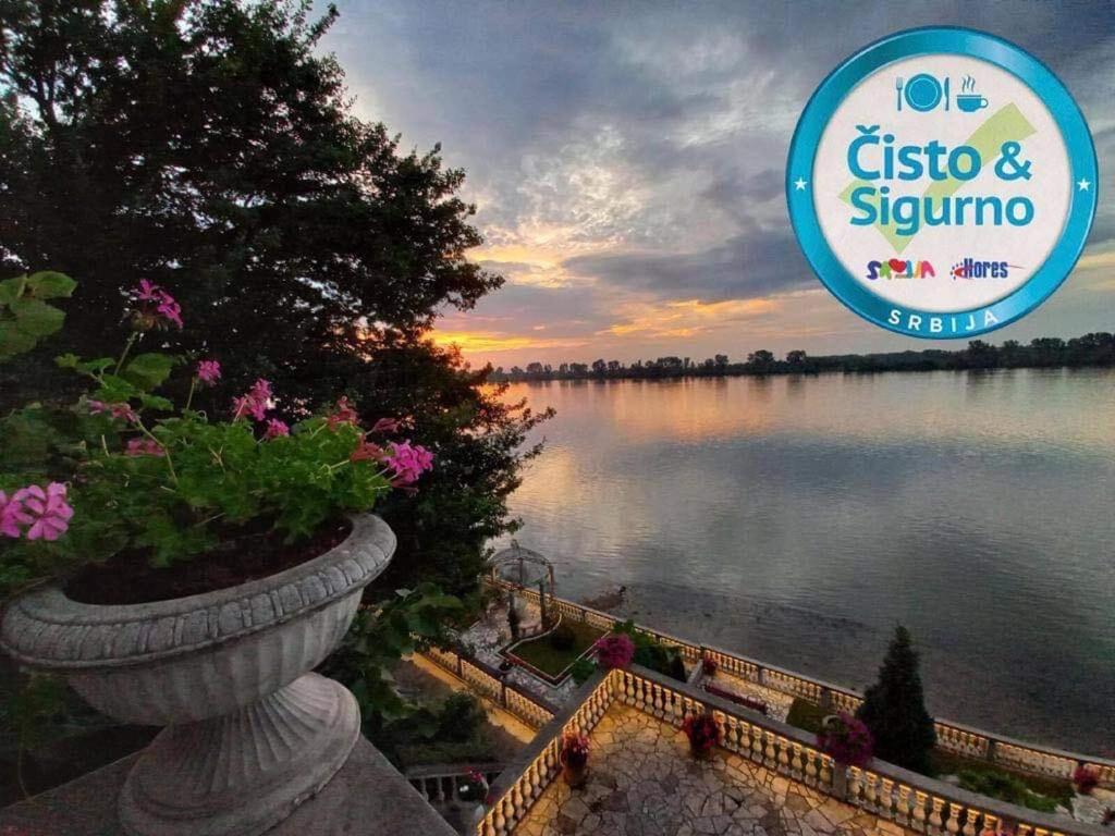 Vila Jugovo S Smederevo Buitenkant foto